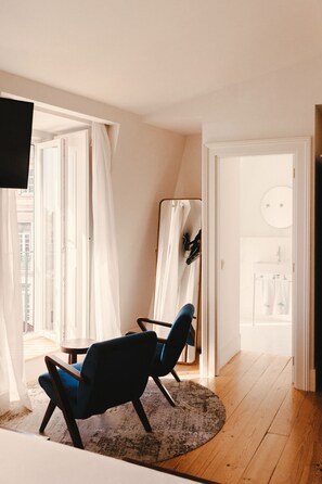 Chambre Double Confort (Mansard) | Minibar, coffres-forts dans les chambres, chambres insonorisées