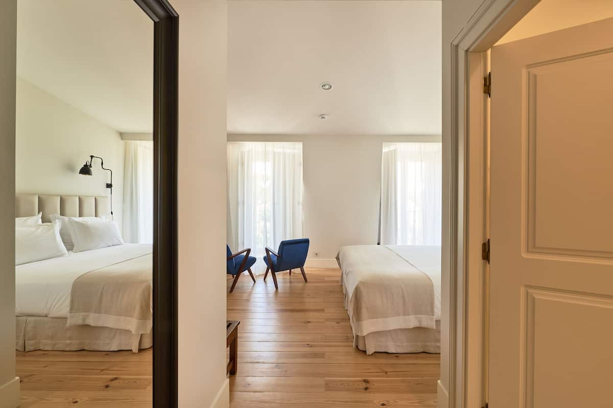 Minibar, coffres-forts dans les chambres, chambres insonorisées