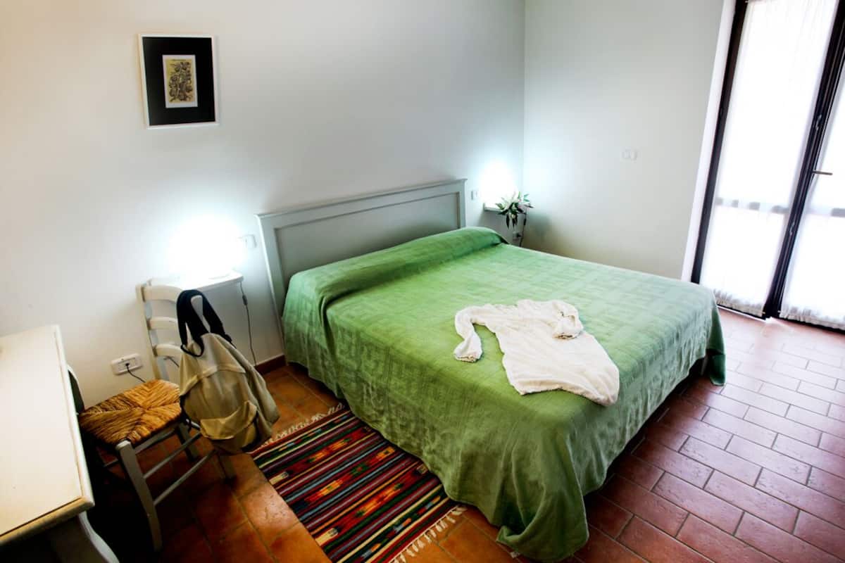 Panoramic Apartment, 1 Bedroom, Annex Building (at 300 meters) | 1 bedroom, desk, cribs/infant beds, free WiFi