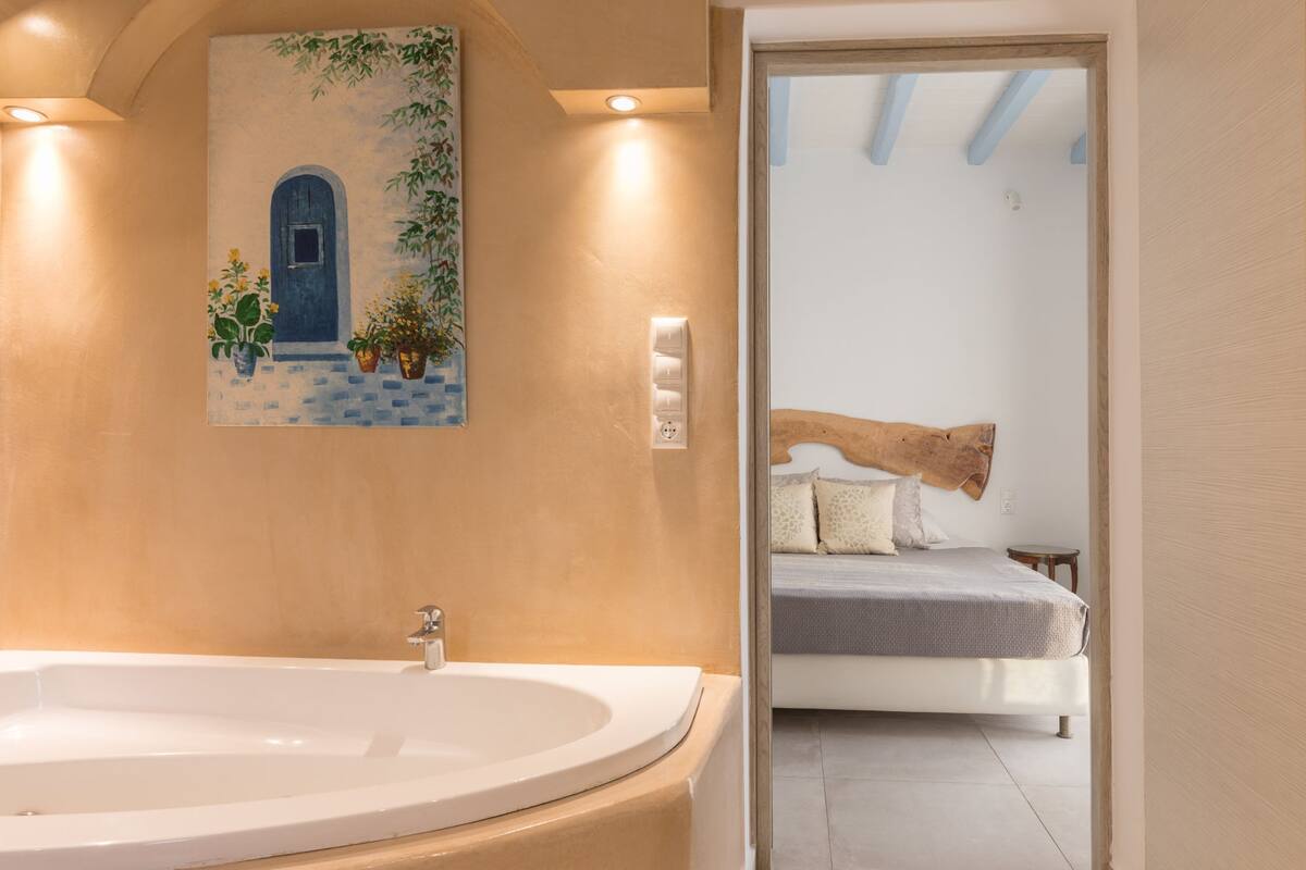 Superior Suite with Indoor Spa Bath and Panoramic Sea View | 객실 내 금고, 무료 WiFi, 침대 시트