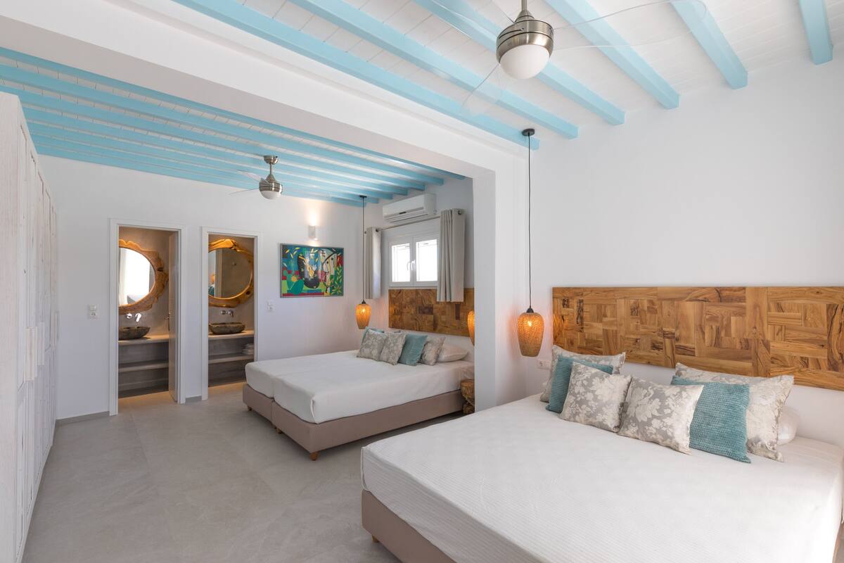 Superior Quadruple Room with Terrace and Garden View | 객실 내 금고, 무료 WiFi, 침대 시트