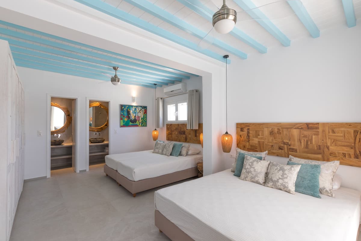 Superior Quadruple Room with Terrace and Garden View