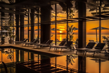 Couples treatment rooms, sauna, massages