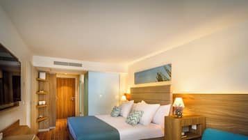 1 bedroom, cribs (surcharge)