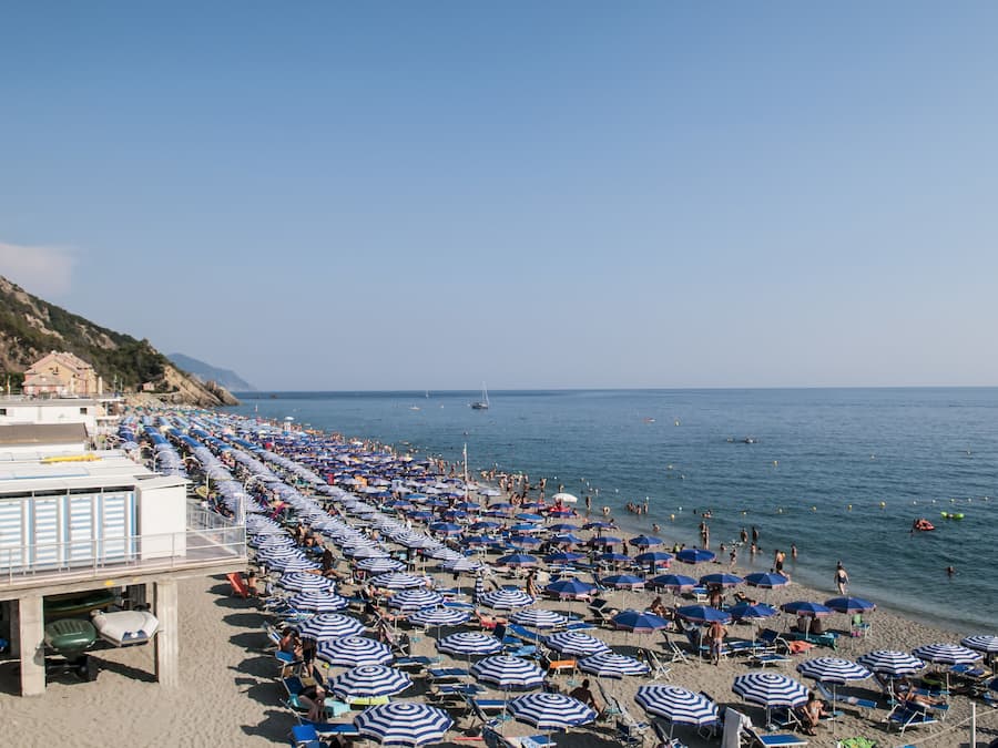 Plage privée à proximité, chaises longues, parasols, snorkeling