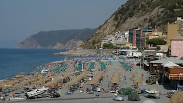 Plage privée à proximité, chaises longues, parasols, snorkeling