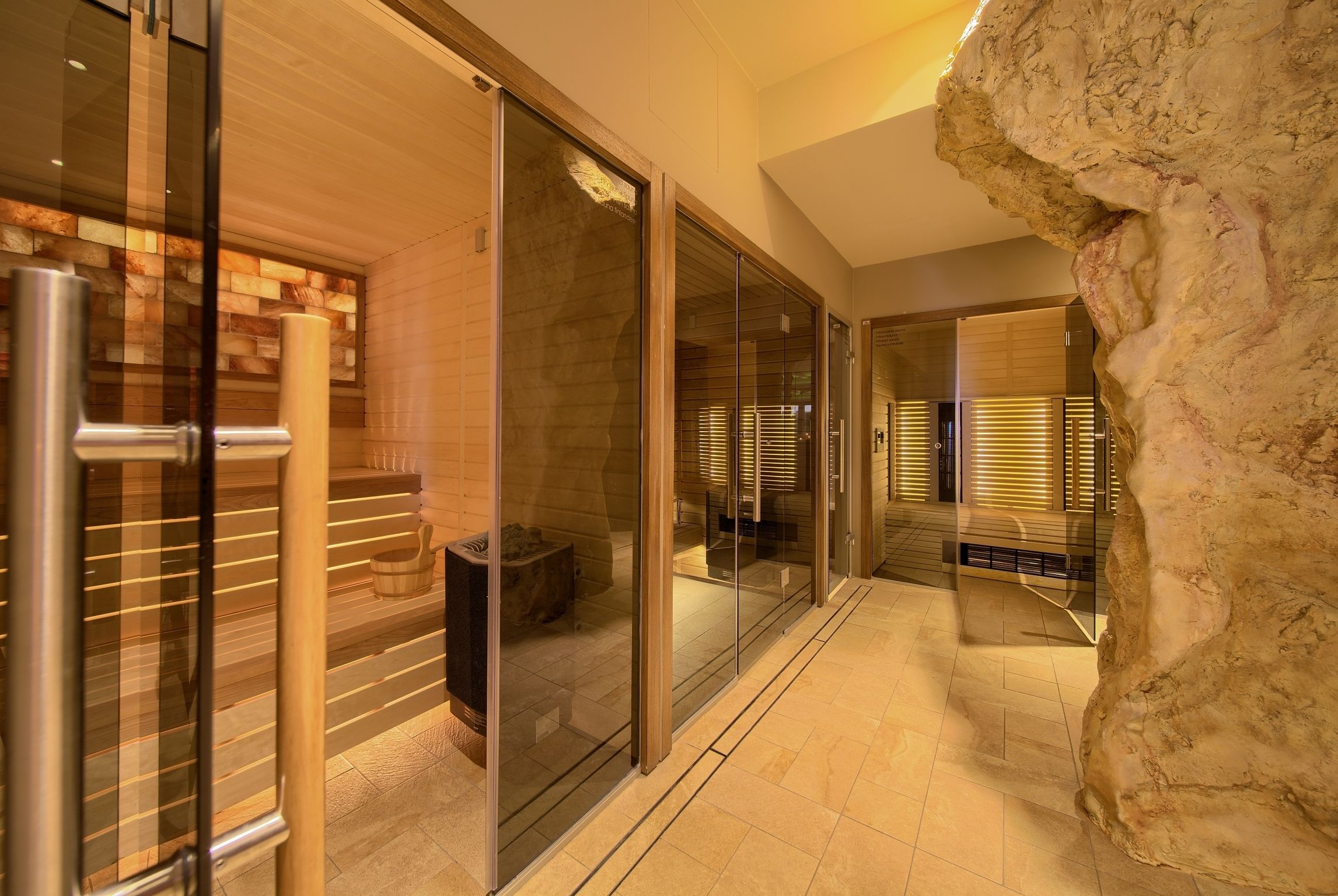 sauna, hot tub, steam room, body treatments, manicures and pedicures