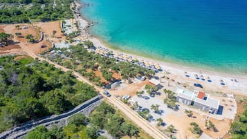 Playa privada en los alrededores y traslado desde/hacia la playa gratis