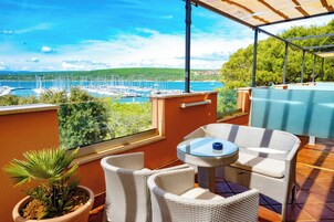 Superior Double or Twin Room, Terrace, Sea View | In-room safe, desk, blackout drapes, free WiFi