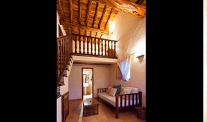 Junior Suite | Minibar, rollaway beds, free WiFi, bed sheets