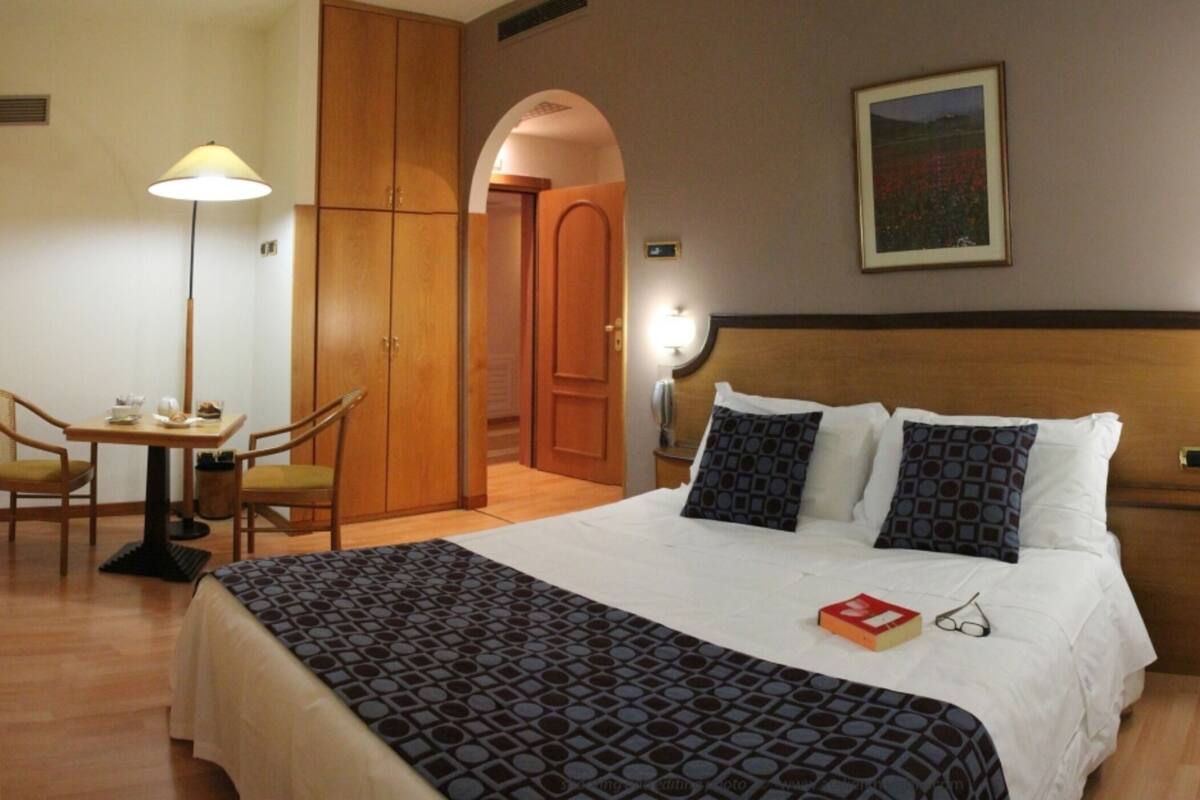 Minibar, in-room safe, desk, blackout drapes