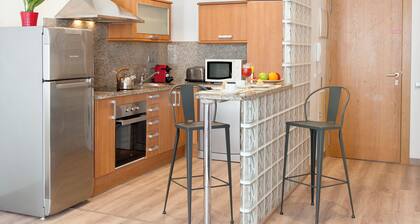 MH Apartments S. Familia