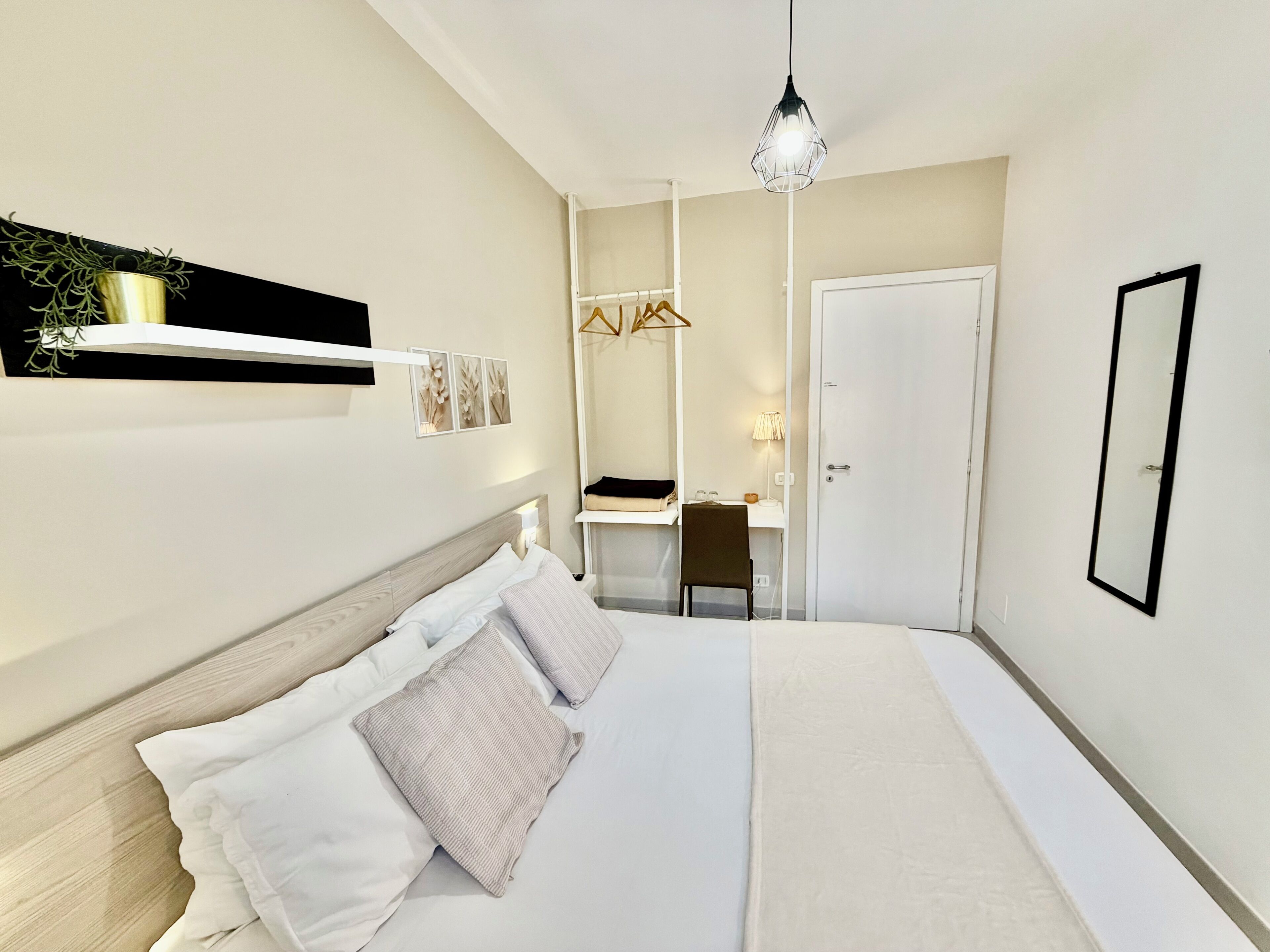 Double Room (small with private external bathroom) | Desk, soundproofing, free WiFi