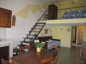 Loft Studio for 4 people X4 | In-room safe, bed sheets - Il Borgo di Campi (Riomaggiore)