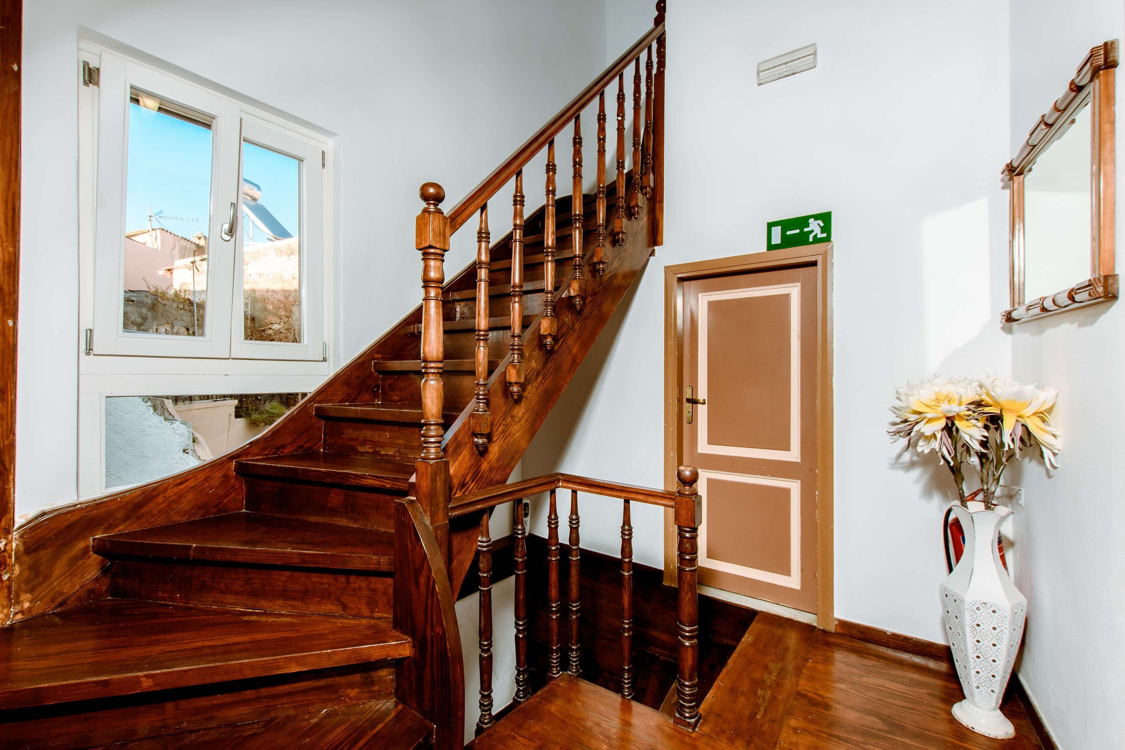 Photo - Bozzali Deluxe Hotel