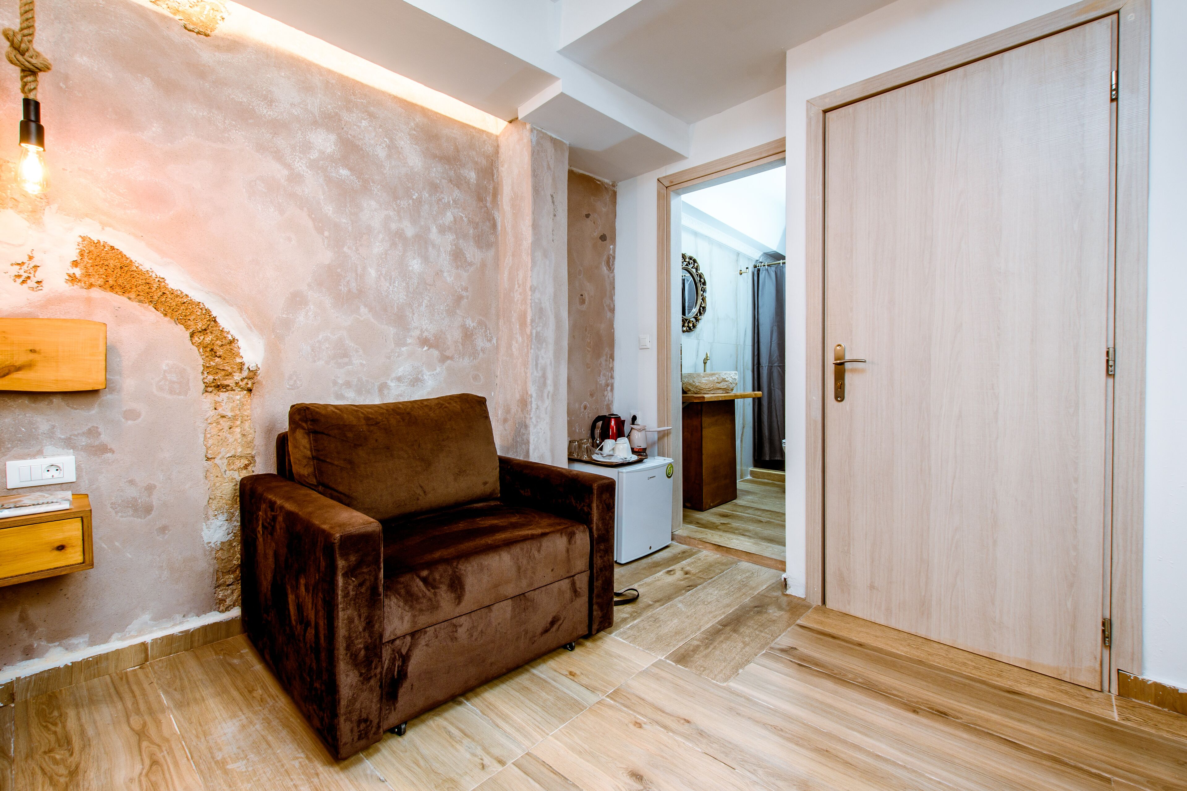 Photo - Bozzali Deluxe Hotel