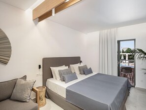Deluxe Triple Room | 1 bedroom, pillowtop beds, in-room safe, soundproofing - Nontas Aparthotel (Chania)