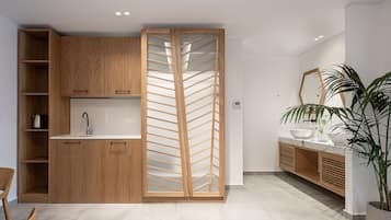 Deluxe Apartment | 1 bedroom, pillowtop beds, in-room safe, soundproofing