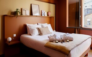 Superior Room, Garden View | Premium bedding, individually decorated, individually furnished, desk - Hôtel ROSA - Bordeaux Centre Gare Saint Jean (Bordeaux)