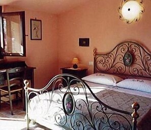 9 habitaciones, caja de seguridad en la habitación, cunas y camas extra