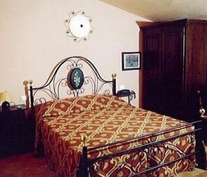 9 habitaciones, caja de seguridad en la habitación, cunas y camas extra