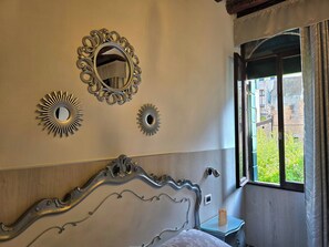 Premium bedding, free cribs/infant beds, free WiFi, bed sheets - Residenza degli Angeli (Venice)