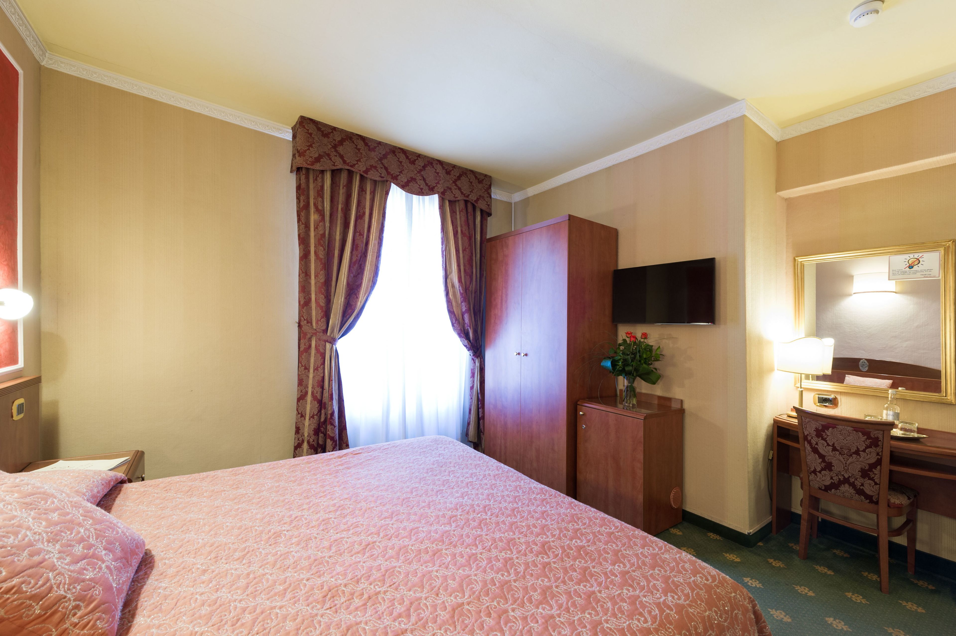 standard double room | egyptian cotton sheets, premium bedding, minibar, in-room safe