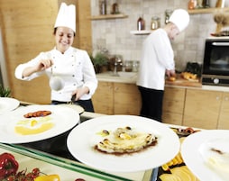 Desayuno buffet incluido todos los días 