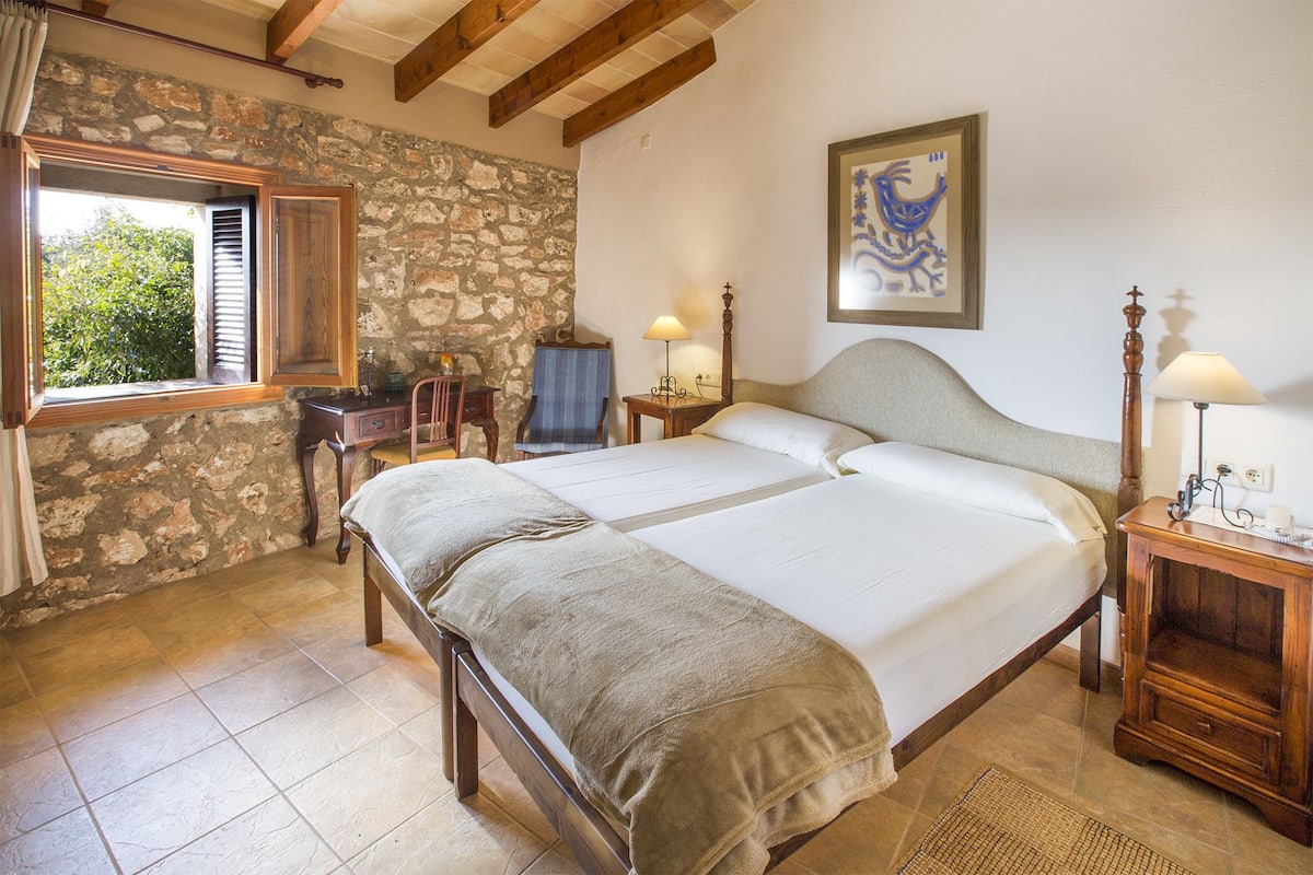 Standard Double Room | Premium bedding, down comforters, memory foam beds, in-room safe