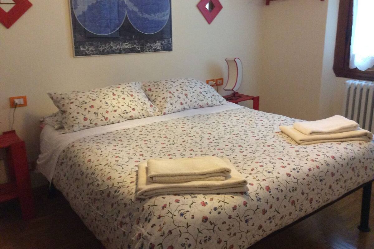 Double Room | Down duvets, blackout curtains, free WiFi, bed sheets