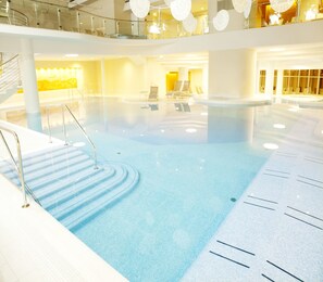 2 indoor pools, seasonal outdoor pool, pool umbrellas, sun loungers