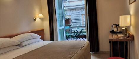 Double Room, Balcony