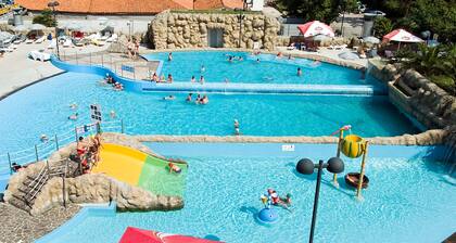 Hotel Aquapark Zusterna