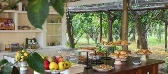 Relais Correale Rooms & Garden