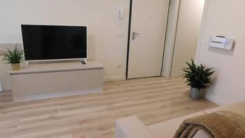 50-tums smart-tv med digitalkanaler