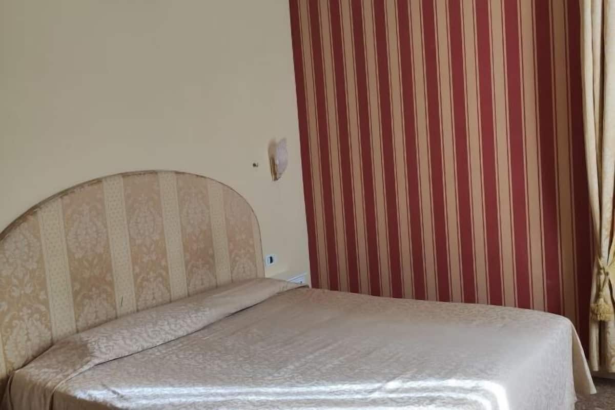 Individually decorated, individually furnished, free WiFi, bed sheets