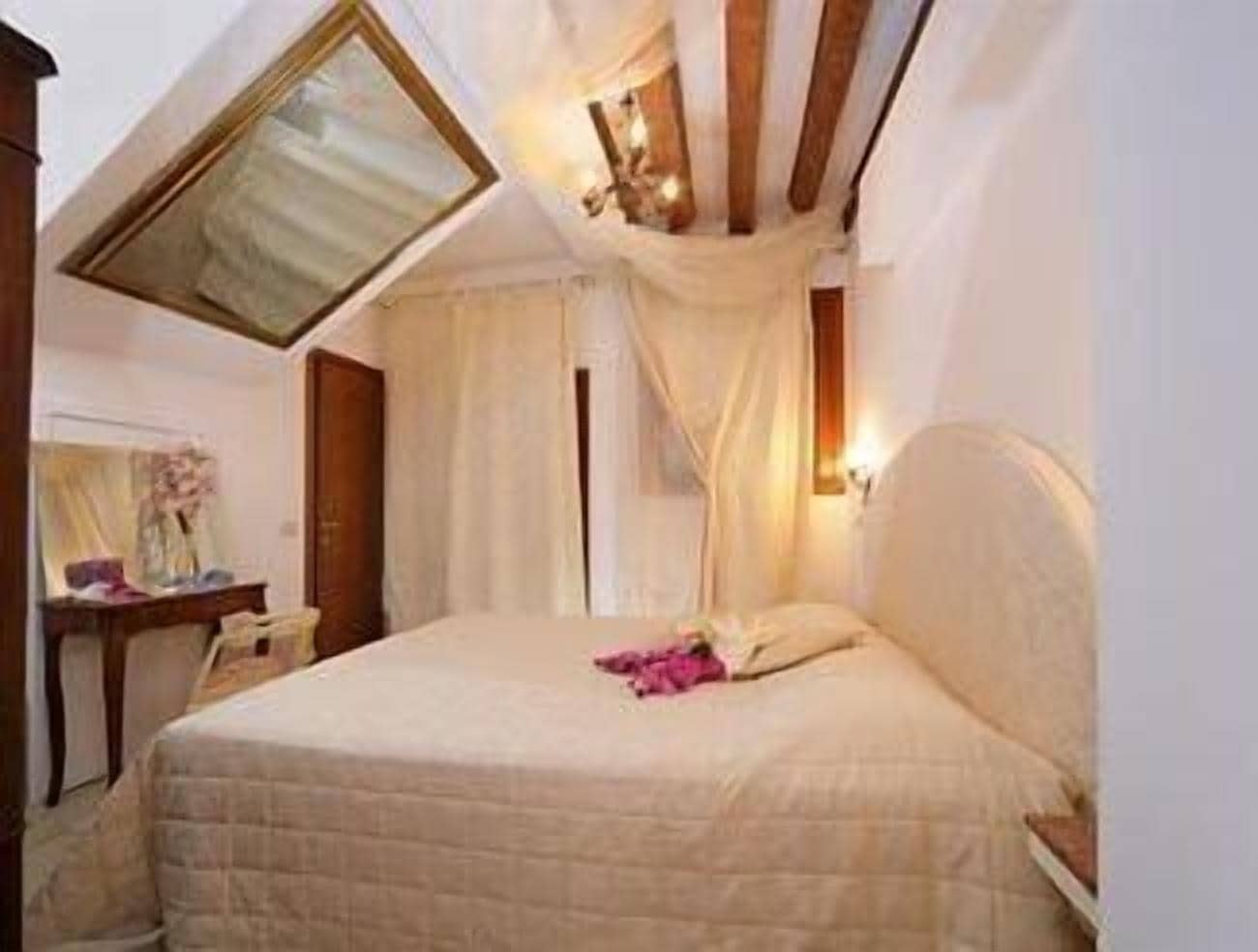 Foto - Alloggi Acquavita - checkin at "Alloggi SS Giovanni e Paolo"