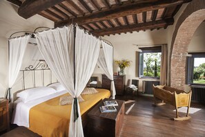 Luxury-Suite, 1 King-Bett, eigenes Bad, Turm