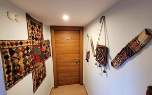 Panoramic Double Room | Minibar, in-room safe, desk, free WiFi - Marmara Guesthouse (Istanbul)
