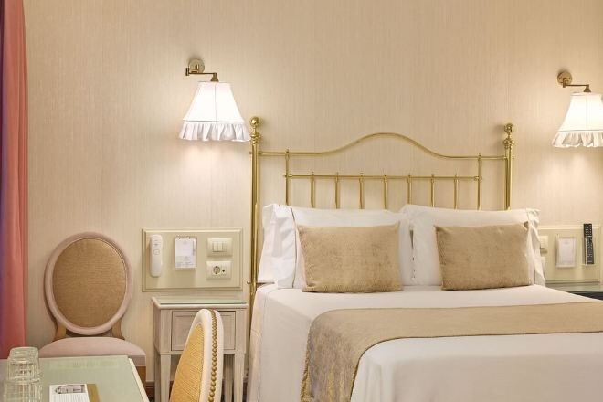 Premium bedding, down duvets, Select Comfort beds, in-room safe