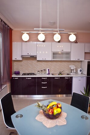 Apartment for 2 people | Opções para refeição no quarto