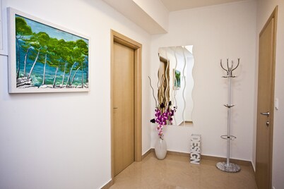 Split Apartments Peric