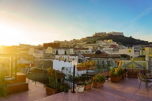 Apartment Suite with Terrace | Terrace/patio - Case Così Chiaia (Naples)
