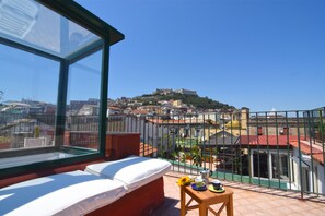 Apartment Suite with Terrace | Terrace/patio - Case Così Chiaia (Naples)