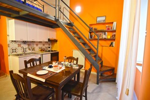 Dining room - Case Così Chiaia (Naples)