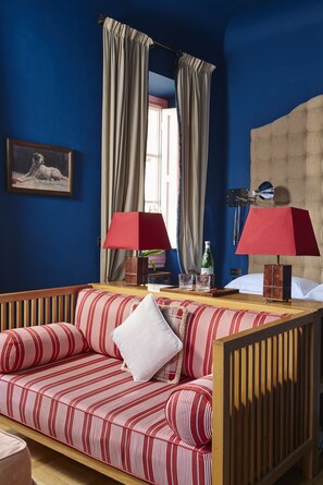 Camera prestige con Terrazzo | Allergikerbettwaren, Daunenbettdecken, individuell dekoriert