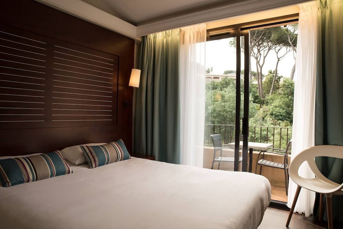 Camera Superior | Biancheria da letto di alta qualità, minibar, cassaforte in camera