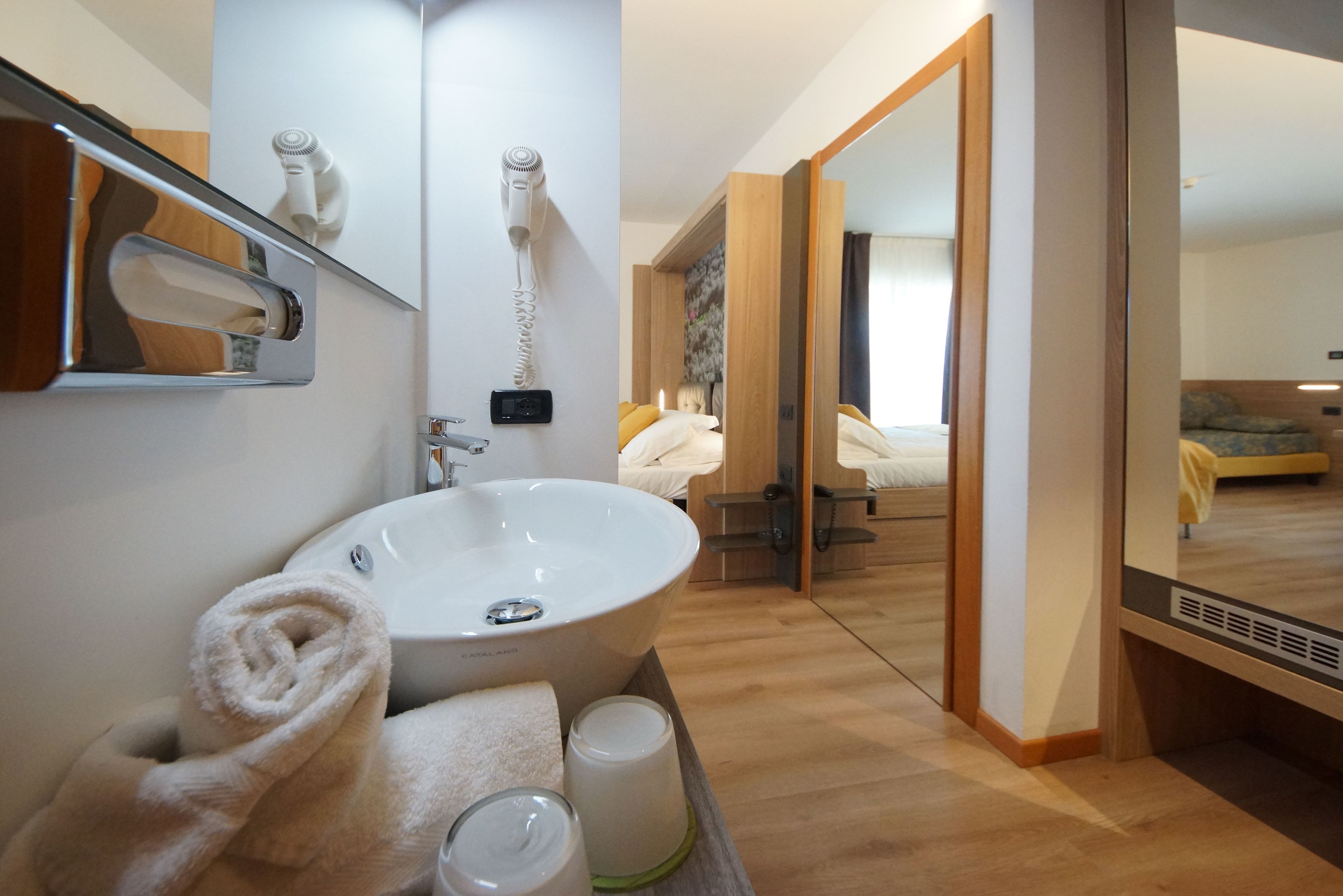 superior double or twin room | minibar, desk, laptop workspace, blackout curtains