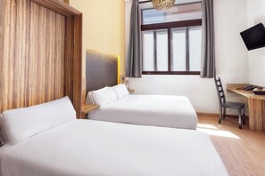 In-room safe, iron/ironing board, free WiFi - B&B Hotel Madrid Centro Plaza Mayor (Madrid)
