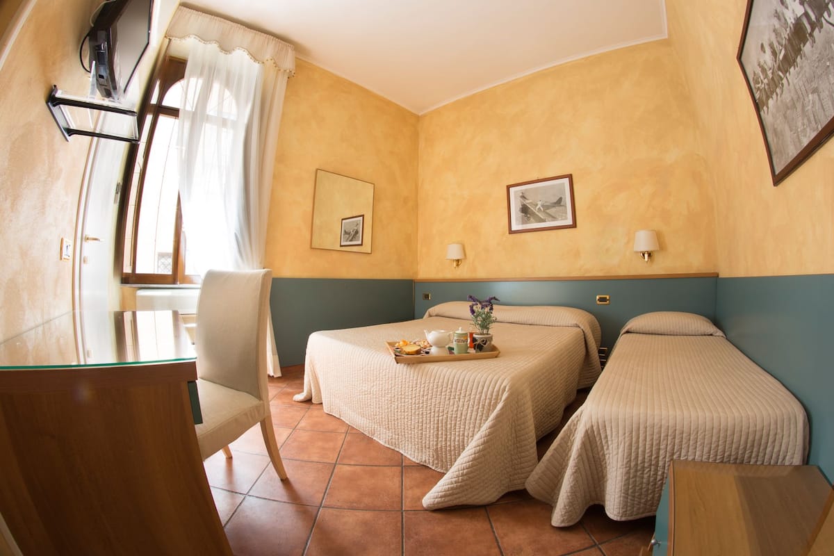 Triple Room | Select Comfort beds, in-room safe, soundproofing, rollaway beds